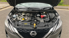 Nissan Qashqai 1.3 DiG-T MH Acenta Premium 5dr Petrol Hatchback